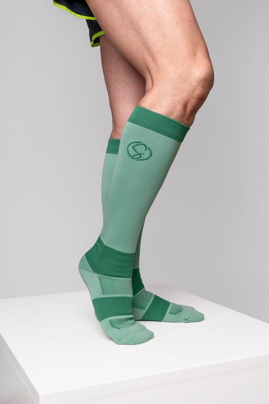 Knee High Compression Socks for Men & Women – Circulation Support, Athletic & Travel, Brown